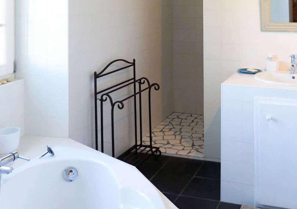 Photo of Bathroom in Penne-d'Agenais