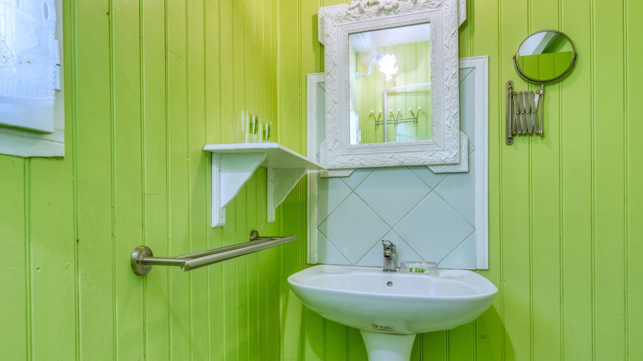Photo of Bathroom in Gaillan-en-Medoc