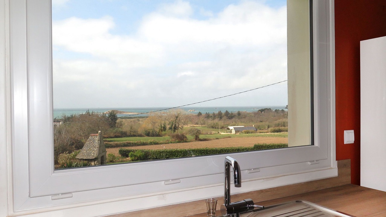 Photo of Bedroom in Penvenan