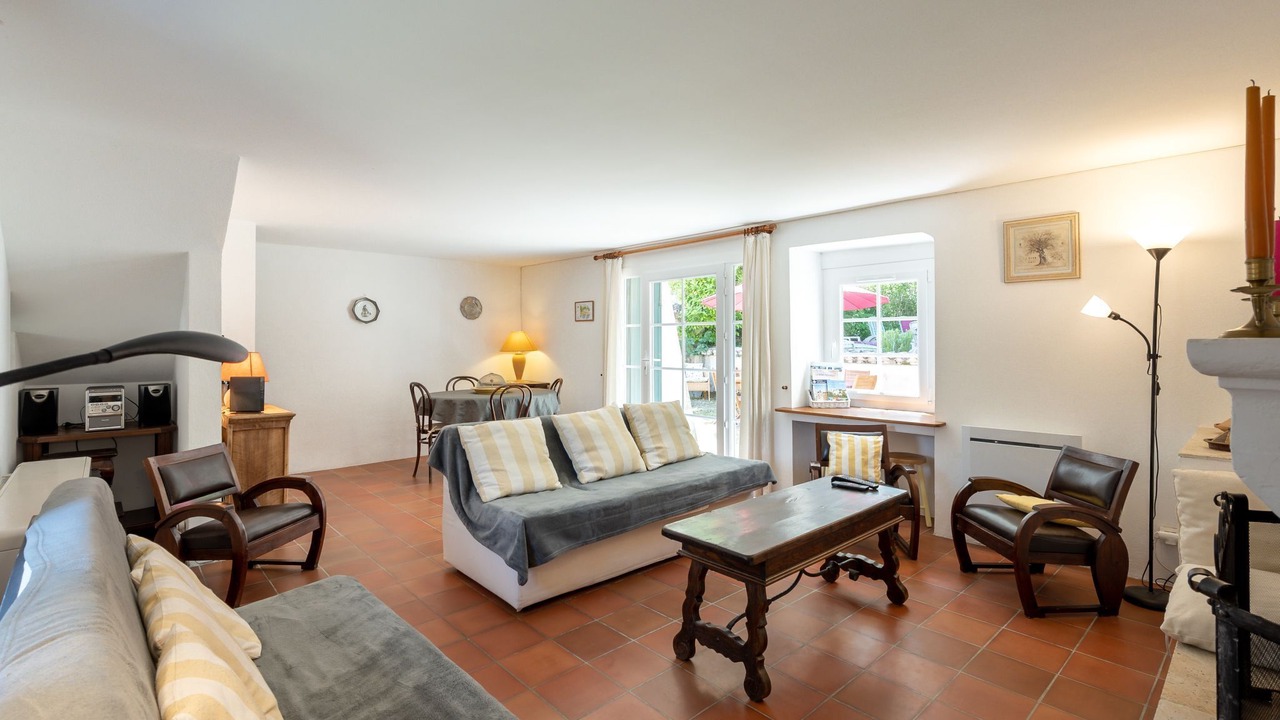 Photo of Livingroom in Le Poet-Laval