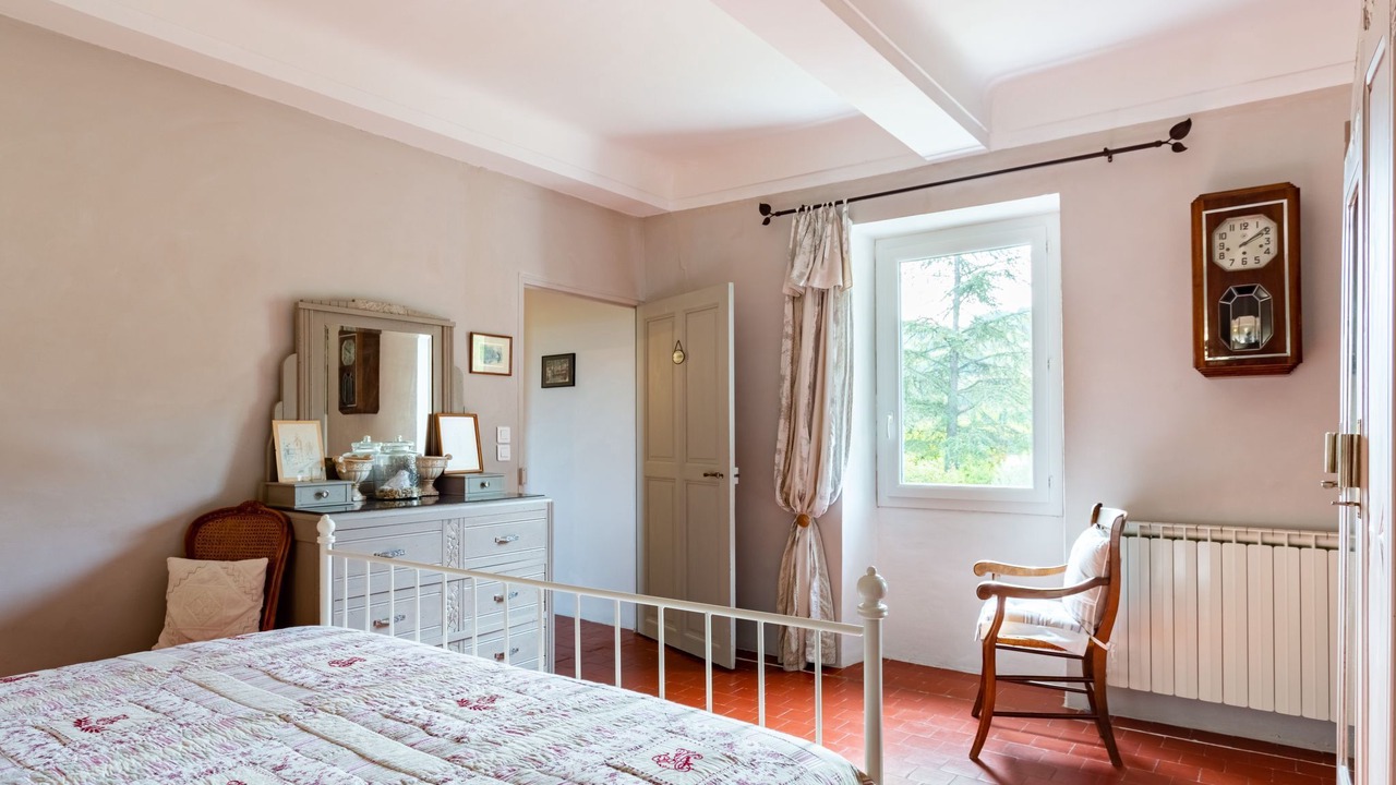 Photo of Others in Menerbes