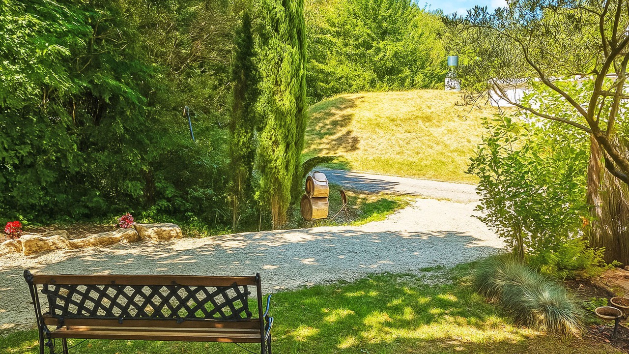 Photo of Others in La Touche