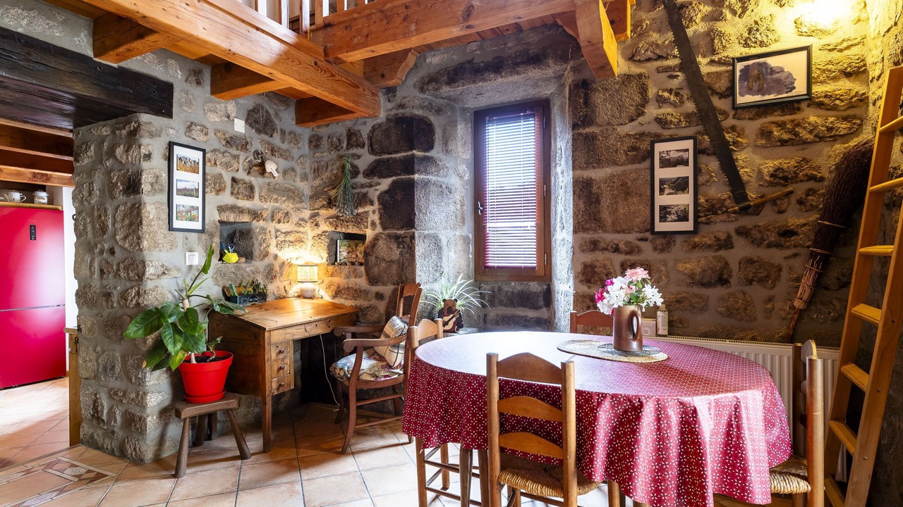 Photo of Bedroom in Sainte-Marguerite-Lafigere