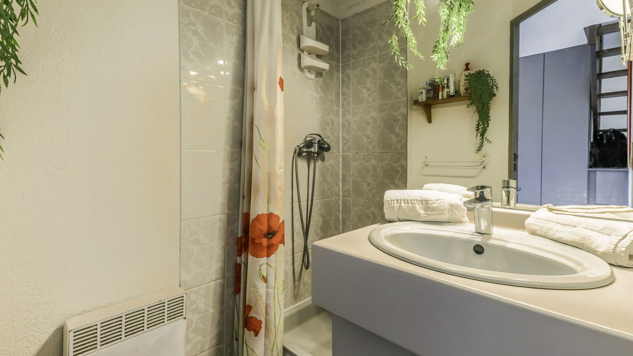 Photo of Bathroom in Sainte-Marie-Plage