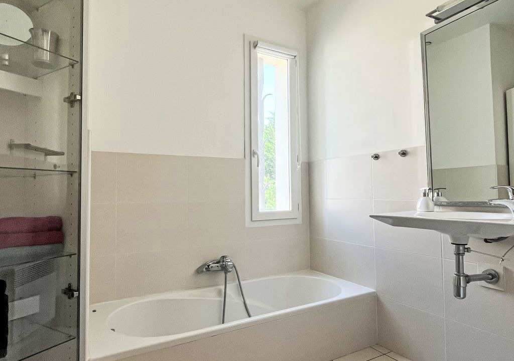 Photo of Bathroom in Montesquieu-des-Alberes