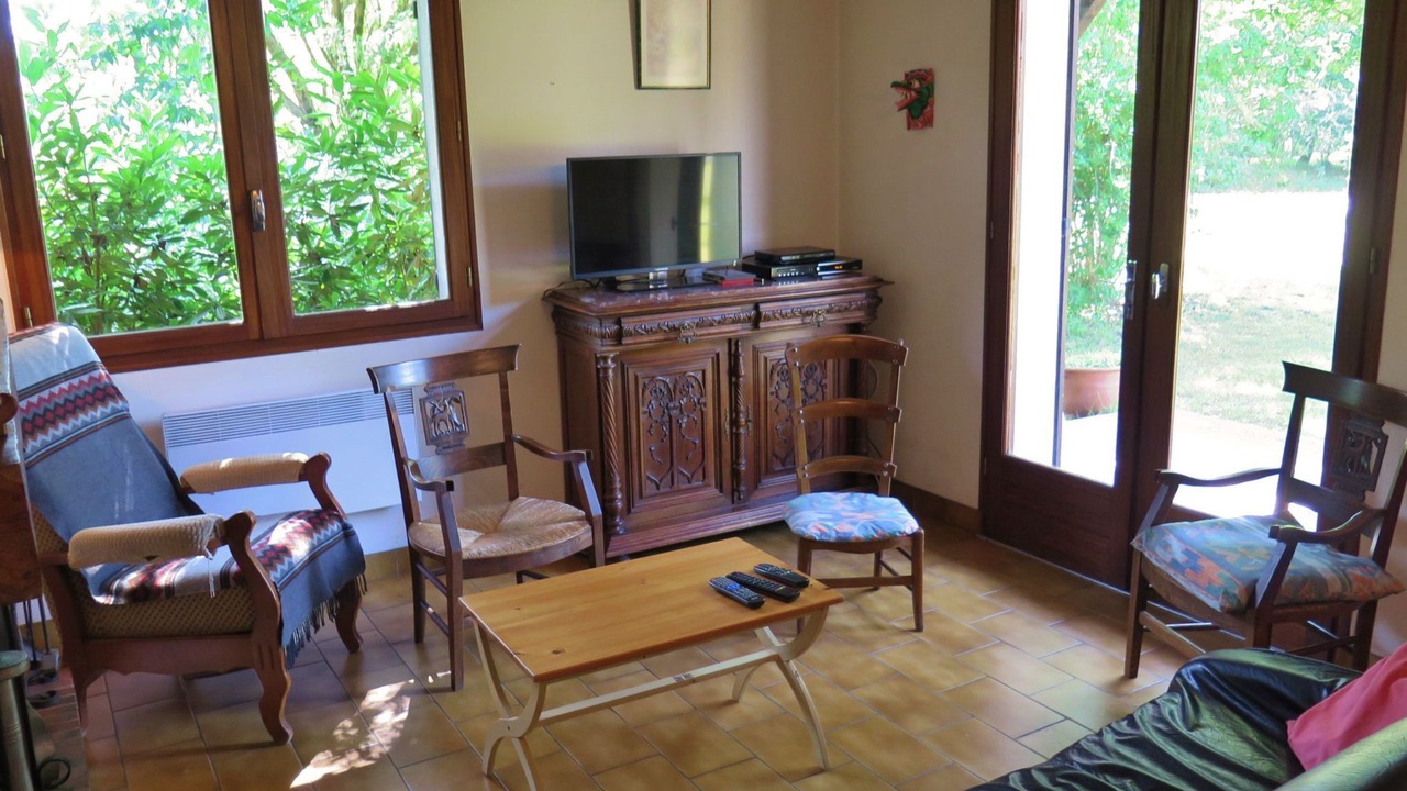 Photo of Livingroom in Uza