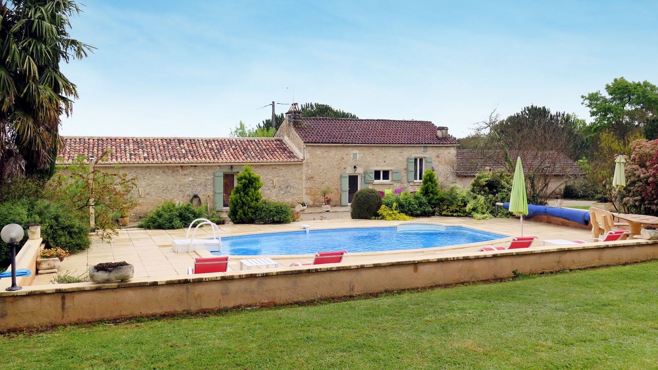 Photo of Others in Blanquefort-sur-Briolance