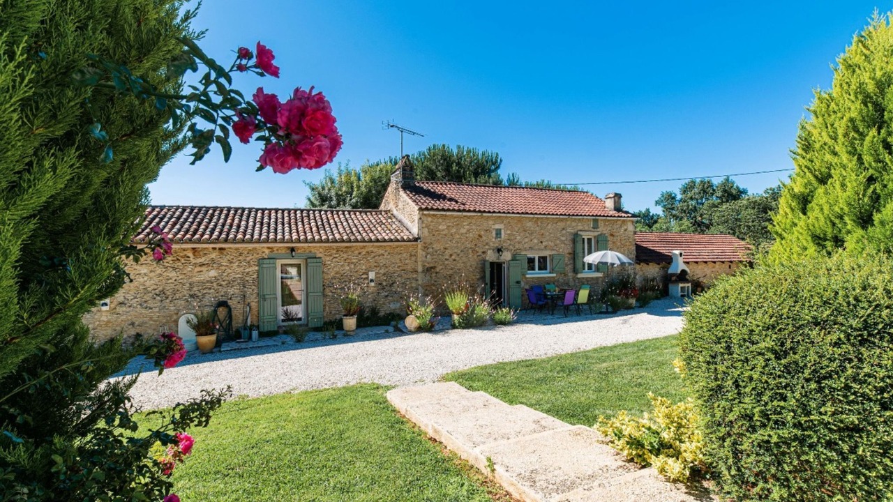 Photo of Others in Blanquefort-sur-Briolance