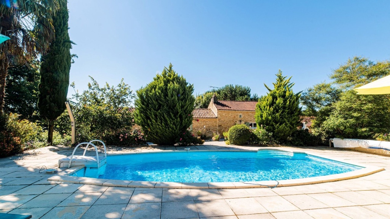 Photo of Outdoor in Blanquefort-sur-Briolance