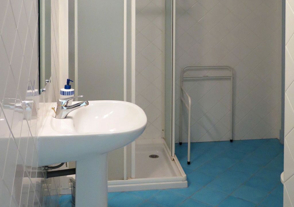 Photo of Bathroom in Lalandusse