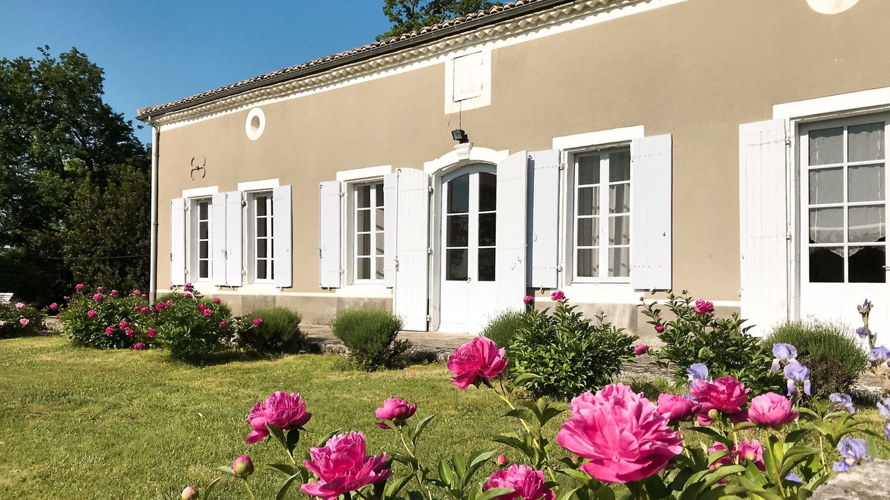 Photo of Others in Lalandusse