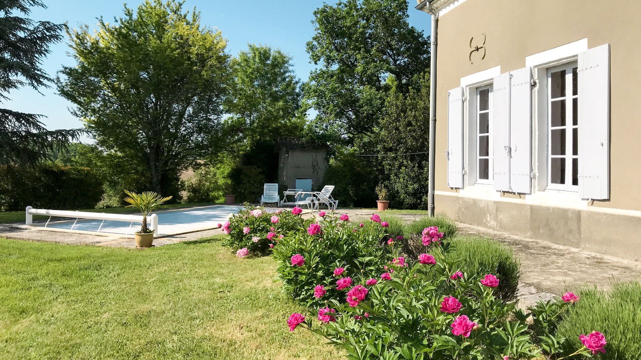 Photo of Others in Lalandusse