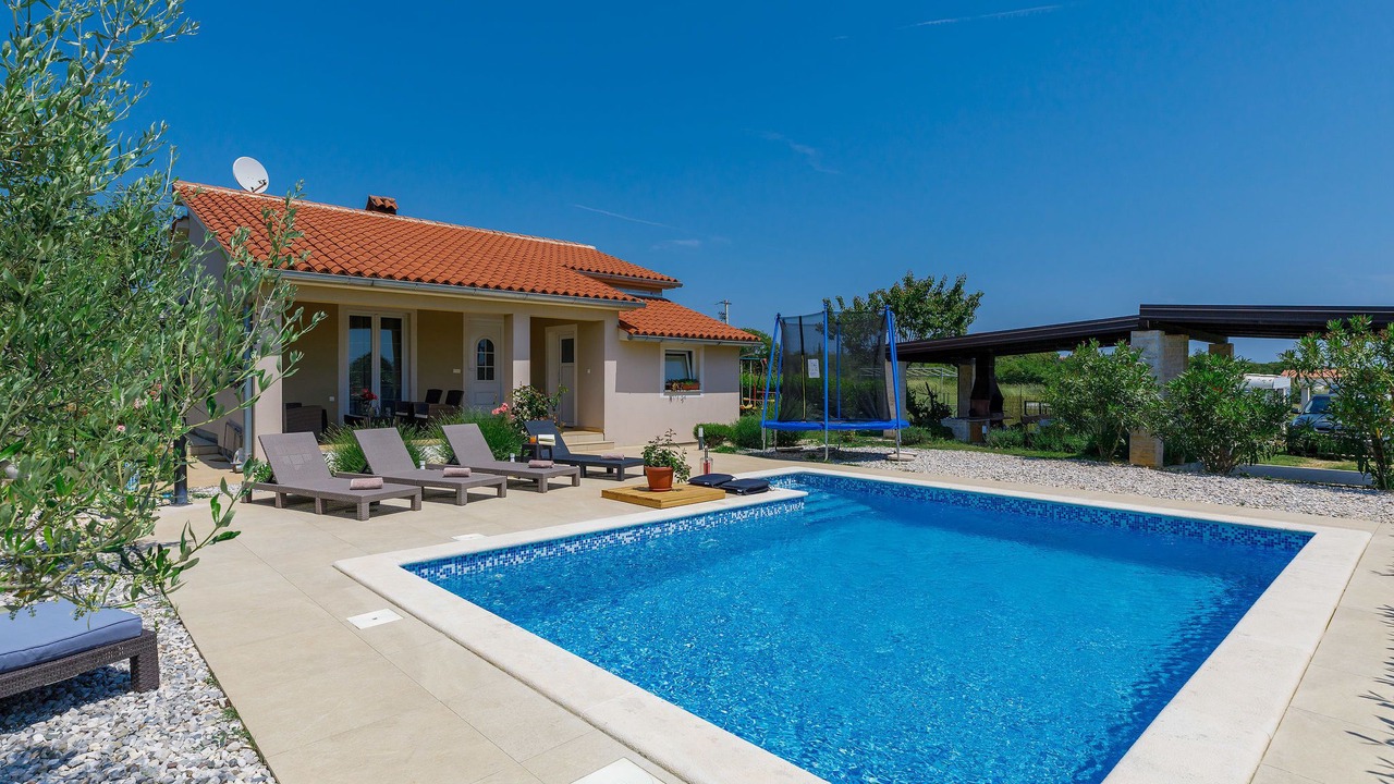 Photo of Outdoor in Pula