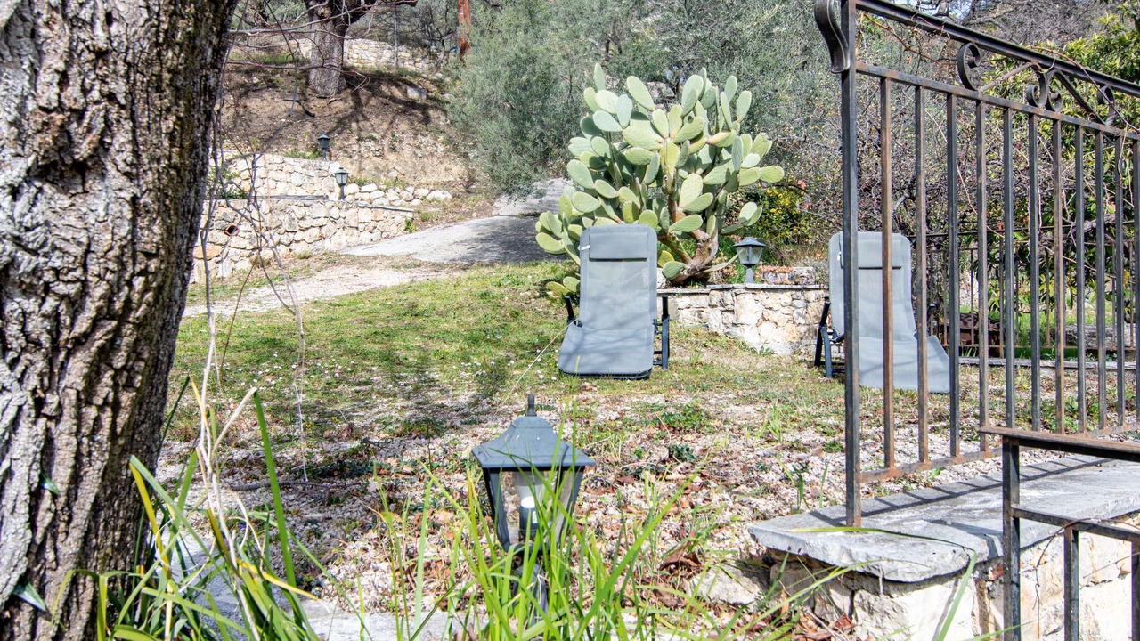 Photo of Outdoor in Tourrettes