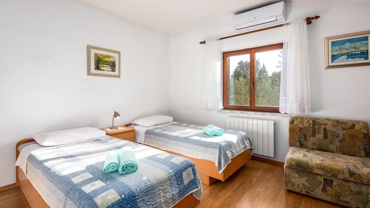 Photo of Bedroom in Tinjan
