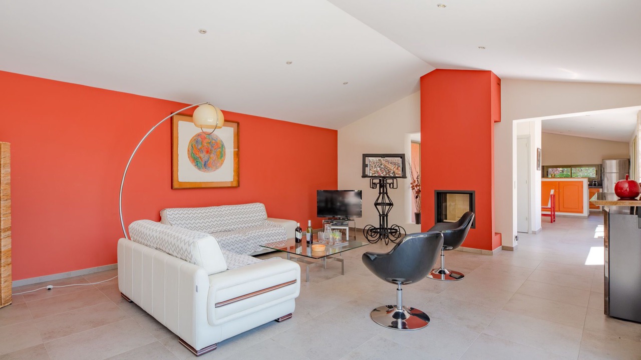 Photo of Livingroom in Saint-Cezaire-sur-Siagne