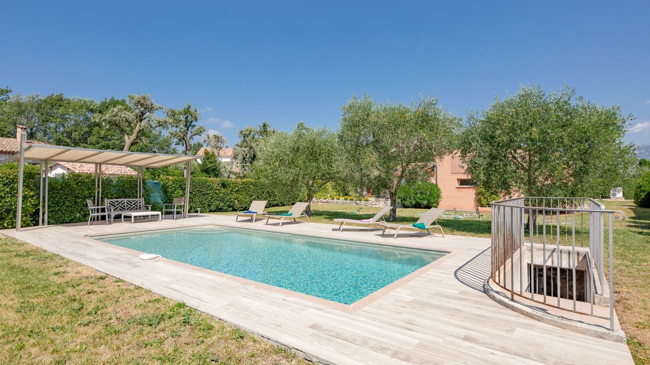 Photo of Outdoor in Saint-Cezaire-sur-Siagne