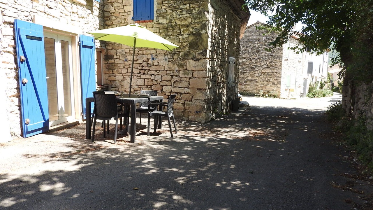 Photo of Others in Limans