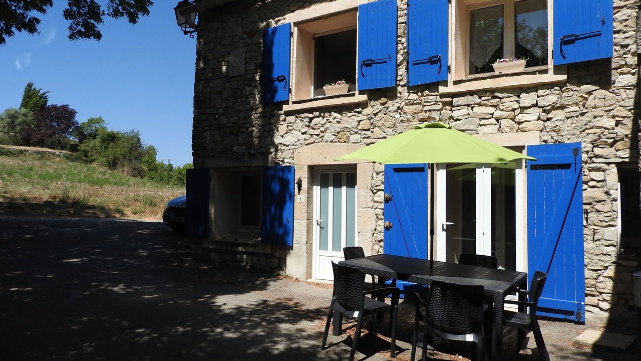 Photo of Others in Limans