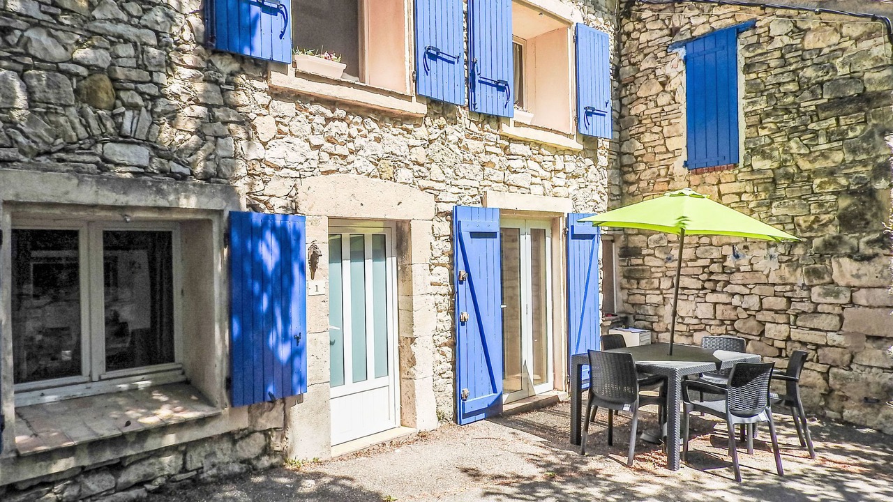 Photo of Others in Limans