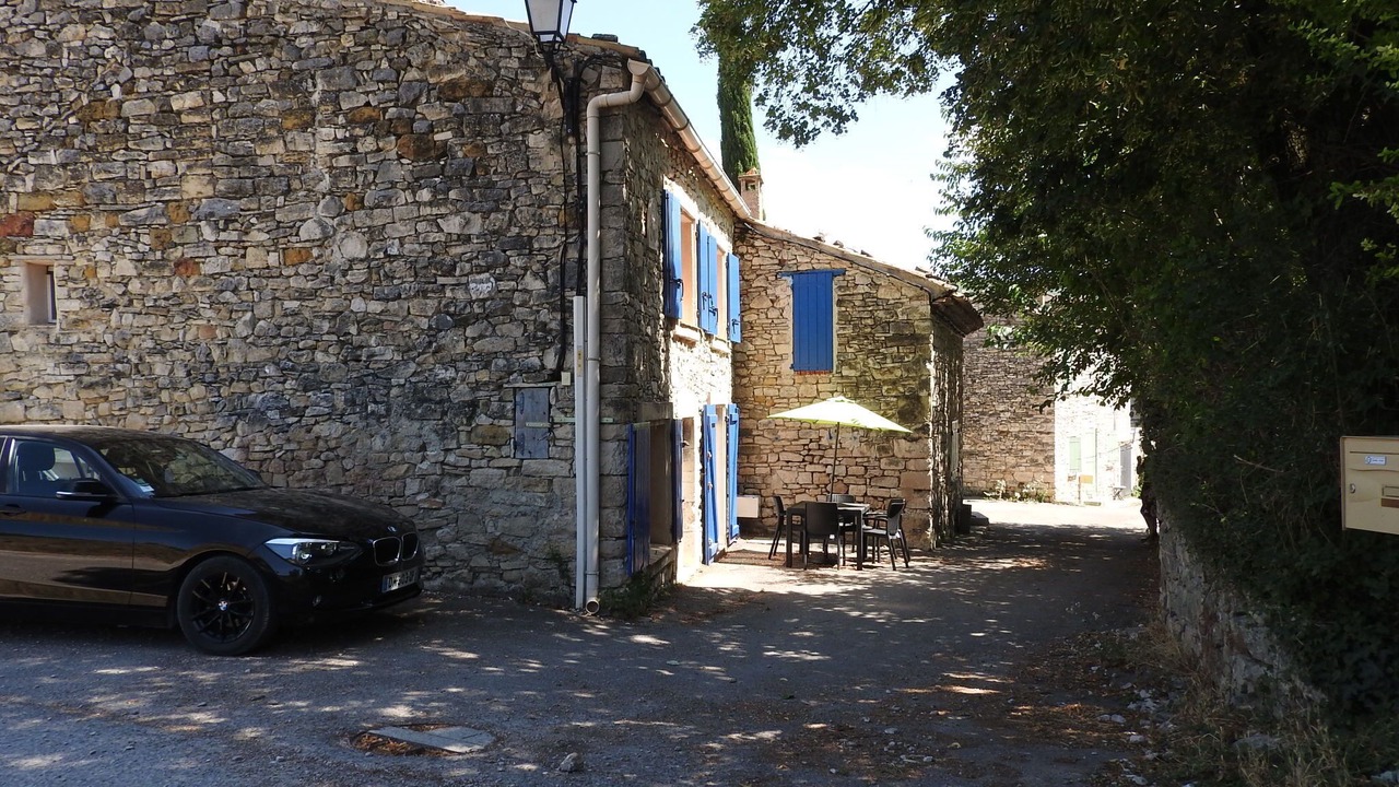 Photo of Others in Limans