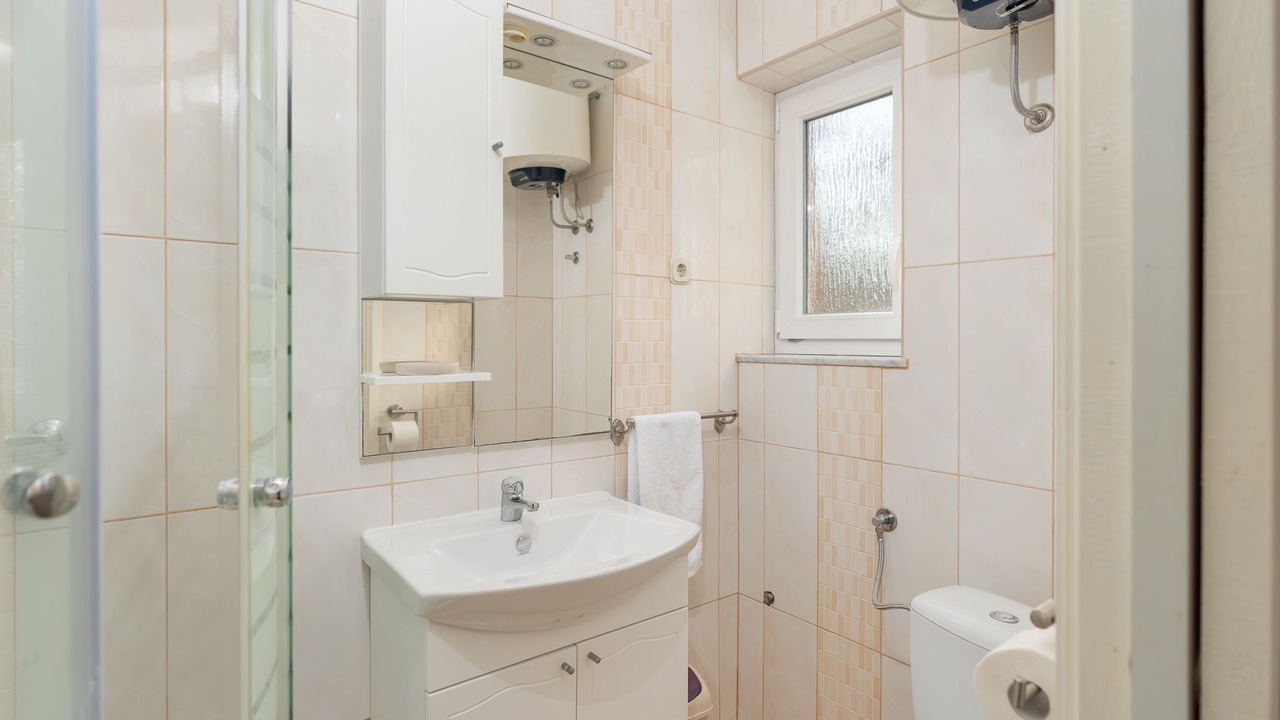 Photo of Bathroom in Sukosan