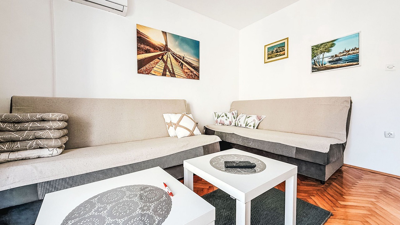 Photo of Livingroom in Diklo