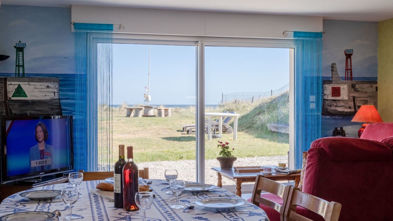 Photo of Bedroom in Saint-Laurent-sur-Mer