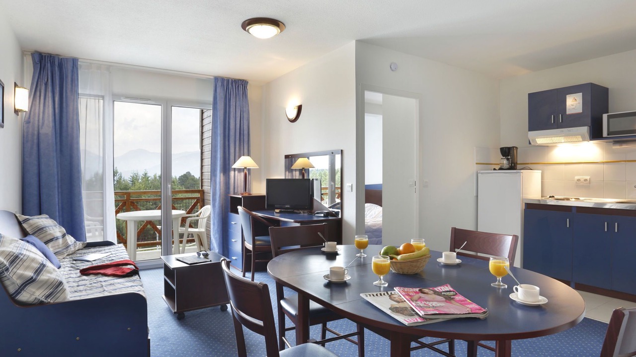 Photo of Livingroom in Pyrenees 2000