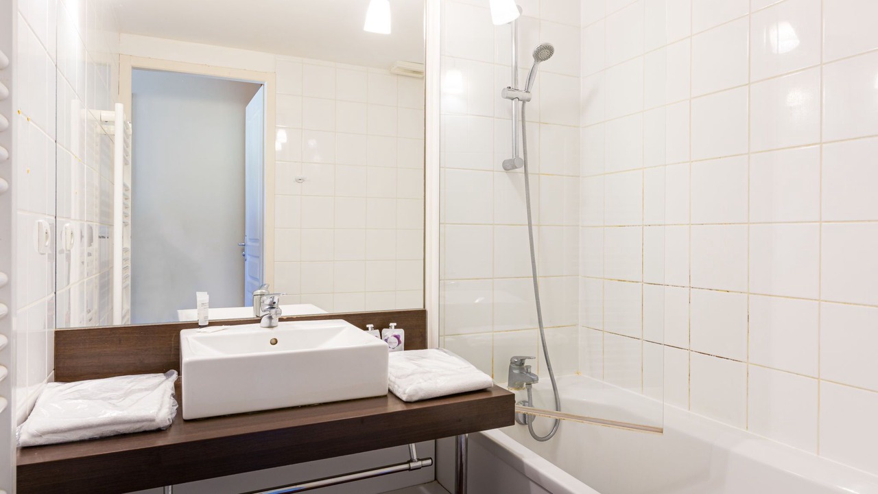 Photo of Bathroom in Chaveignes