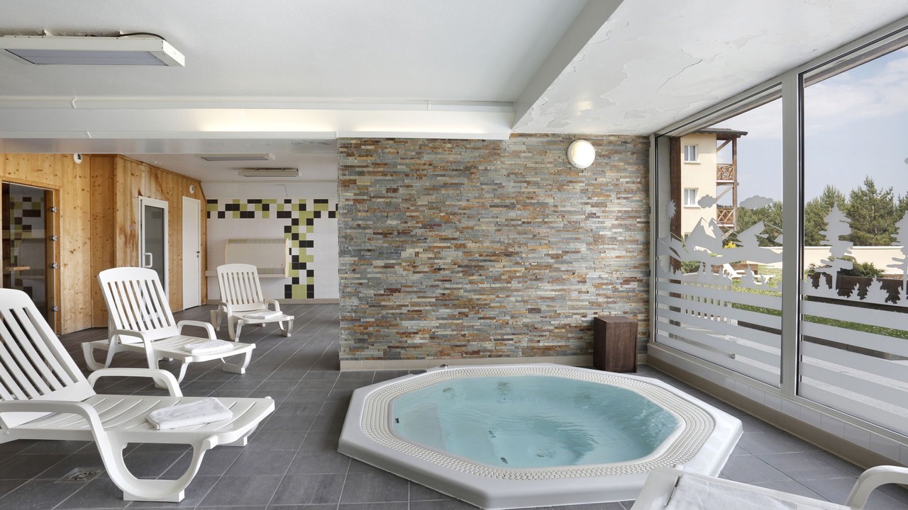 Photo of Others in Pyrenees 2000