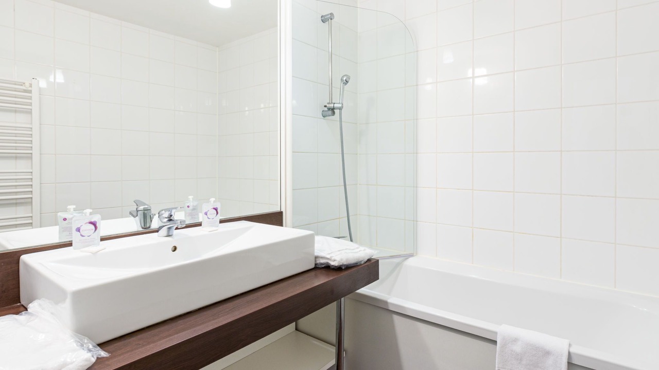 Photo of Bathroom in Chaveignes