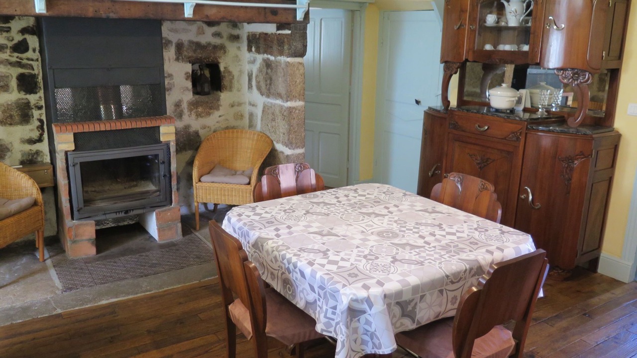 Photo of Bedroom in Teyssieu