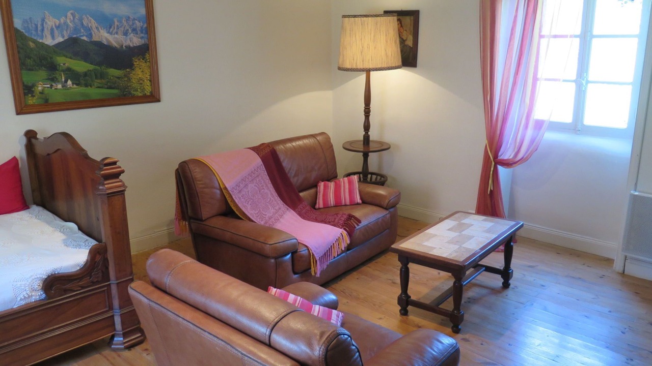 Photo of Livingroom in Teyssieu