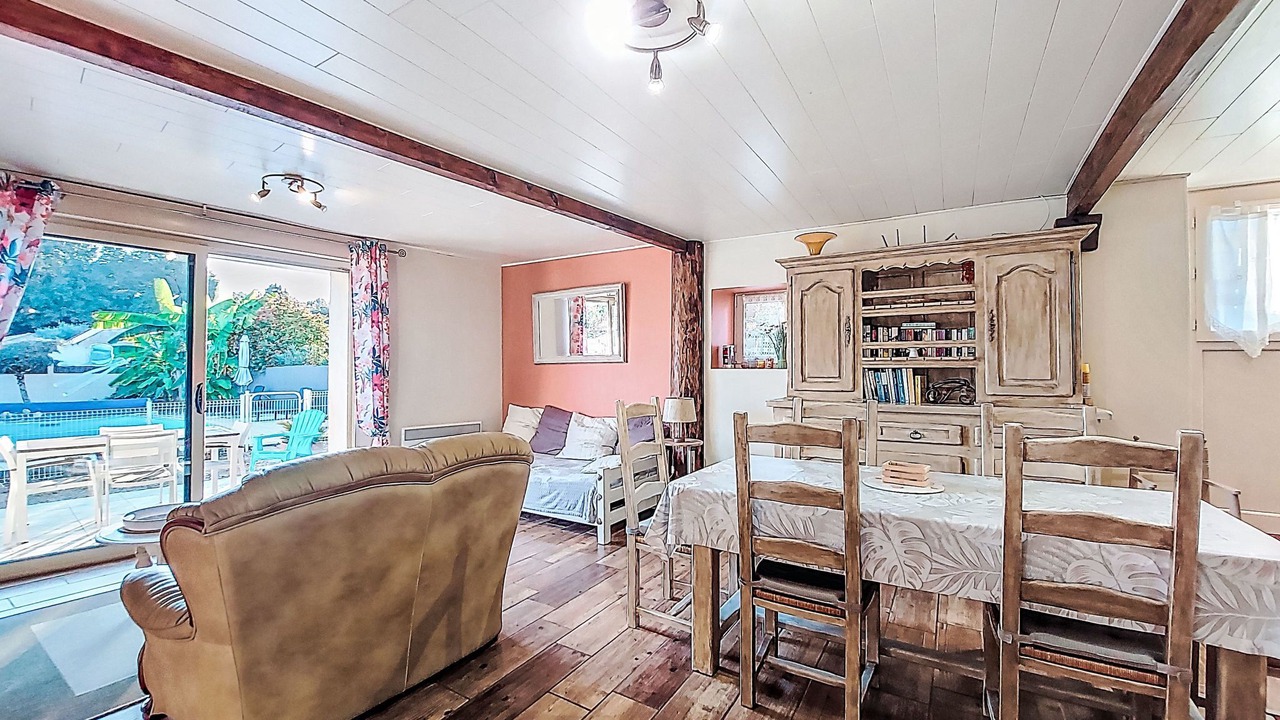 Photo of Livingroom in Cissac-Medoc