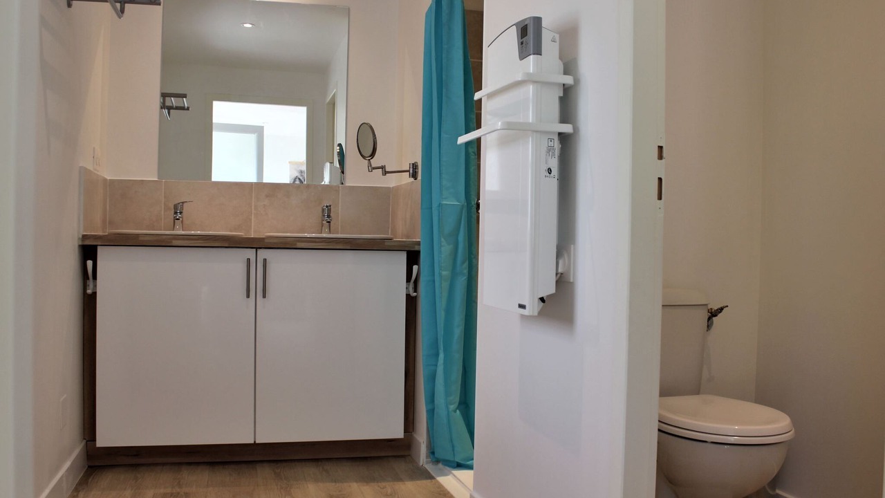 Photo of Bathroom in Saint-Vincent-de-Cosse