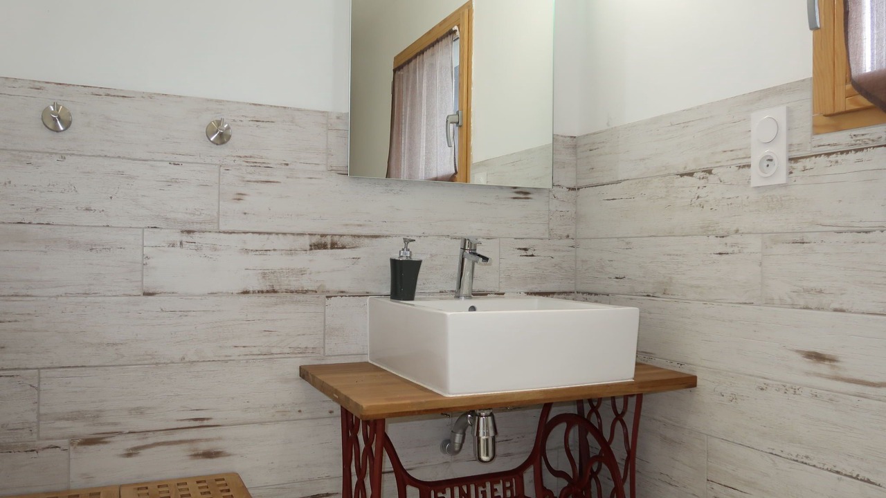 Photo of Bathroom in Planguenoual