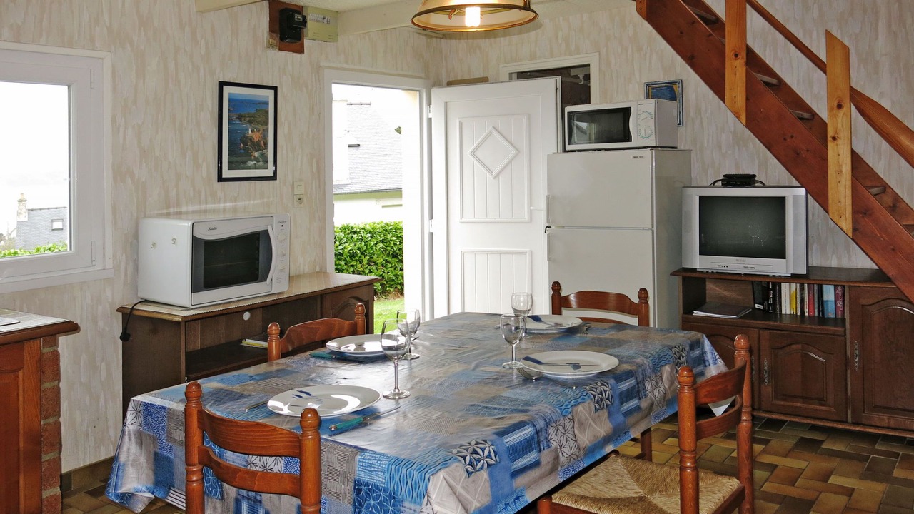 Photo of Livingroom in Tredrez-Locquemeau