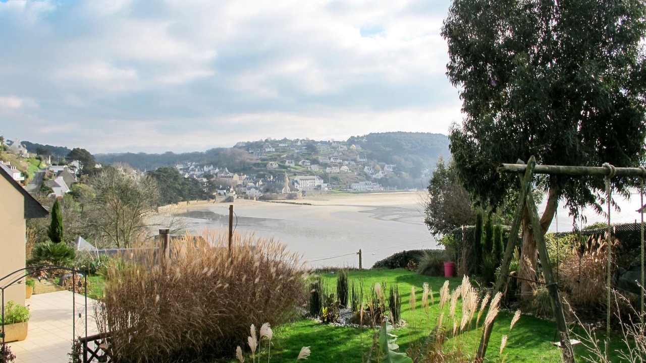 Photo of Others in Tredrez-Locquemeau