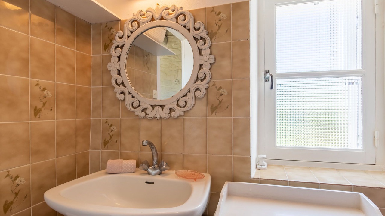 Photo of Bathroom in Plogoff