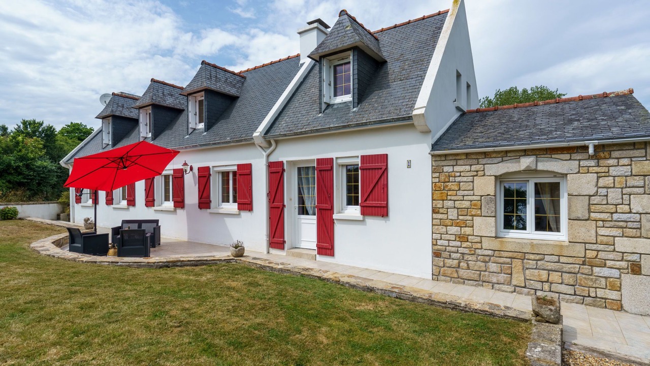 Photo of Others in Peumerit