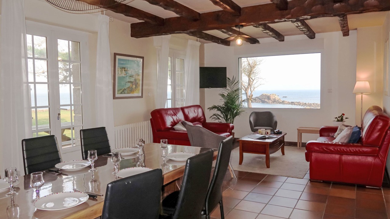 Photo of Livingroom in Landunvez