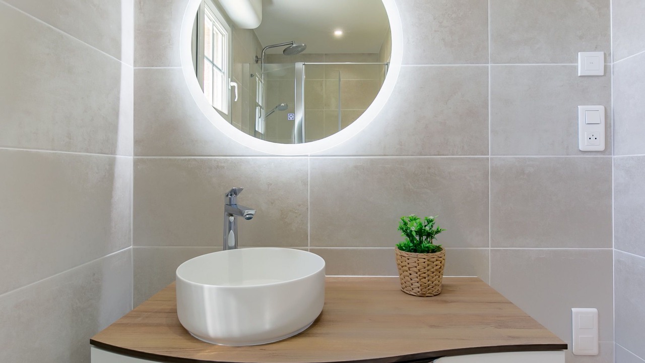 Photo of Bathroom in Landunvez