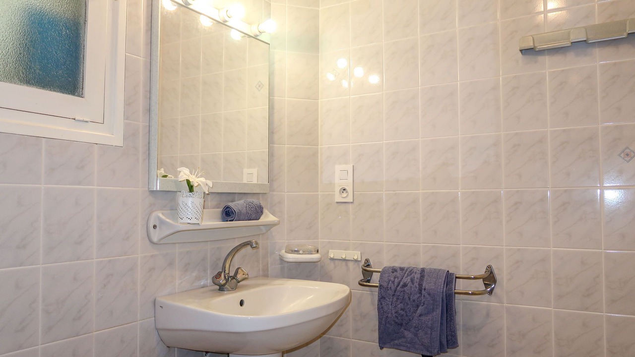 Photo of Bathroom in Ploumilliau