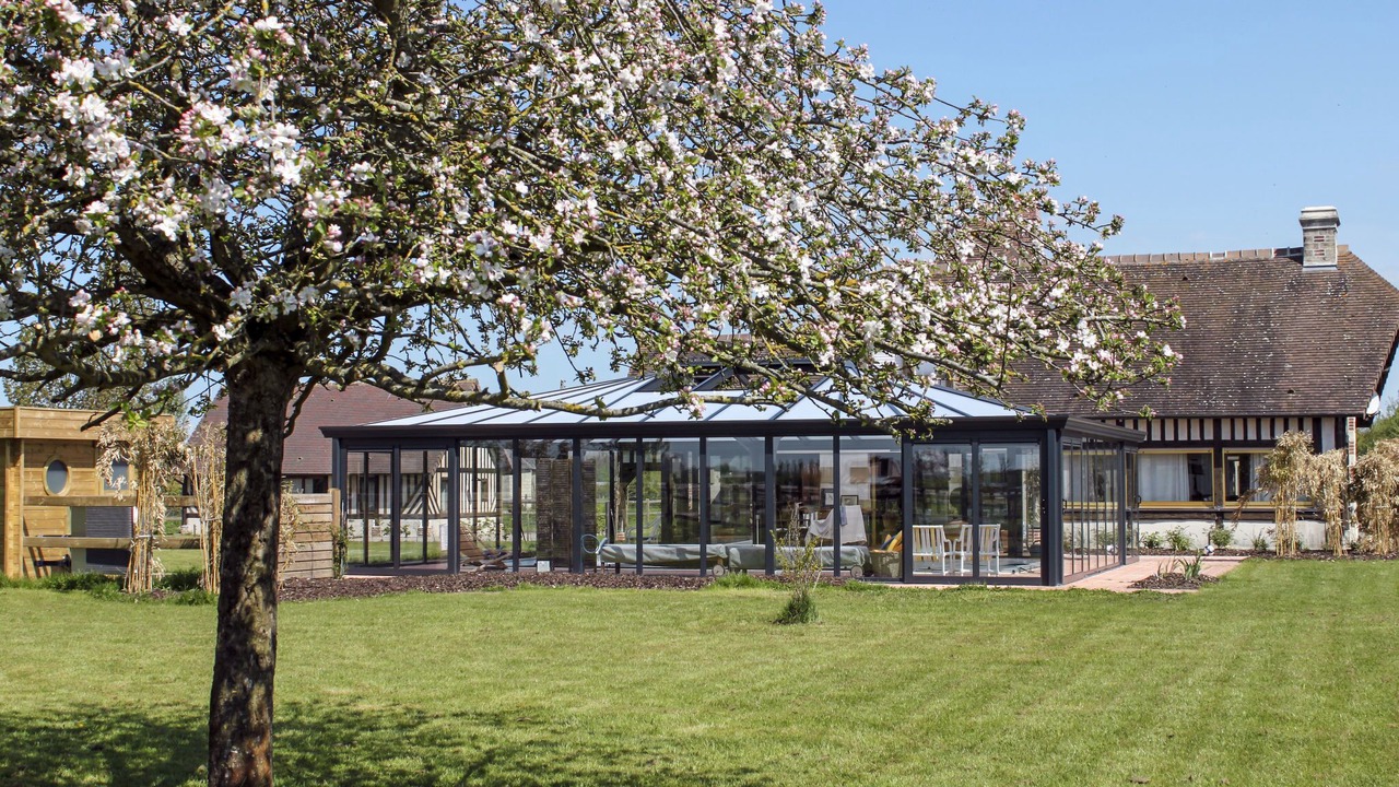 Photo of Outdoor in Corbon