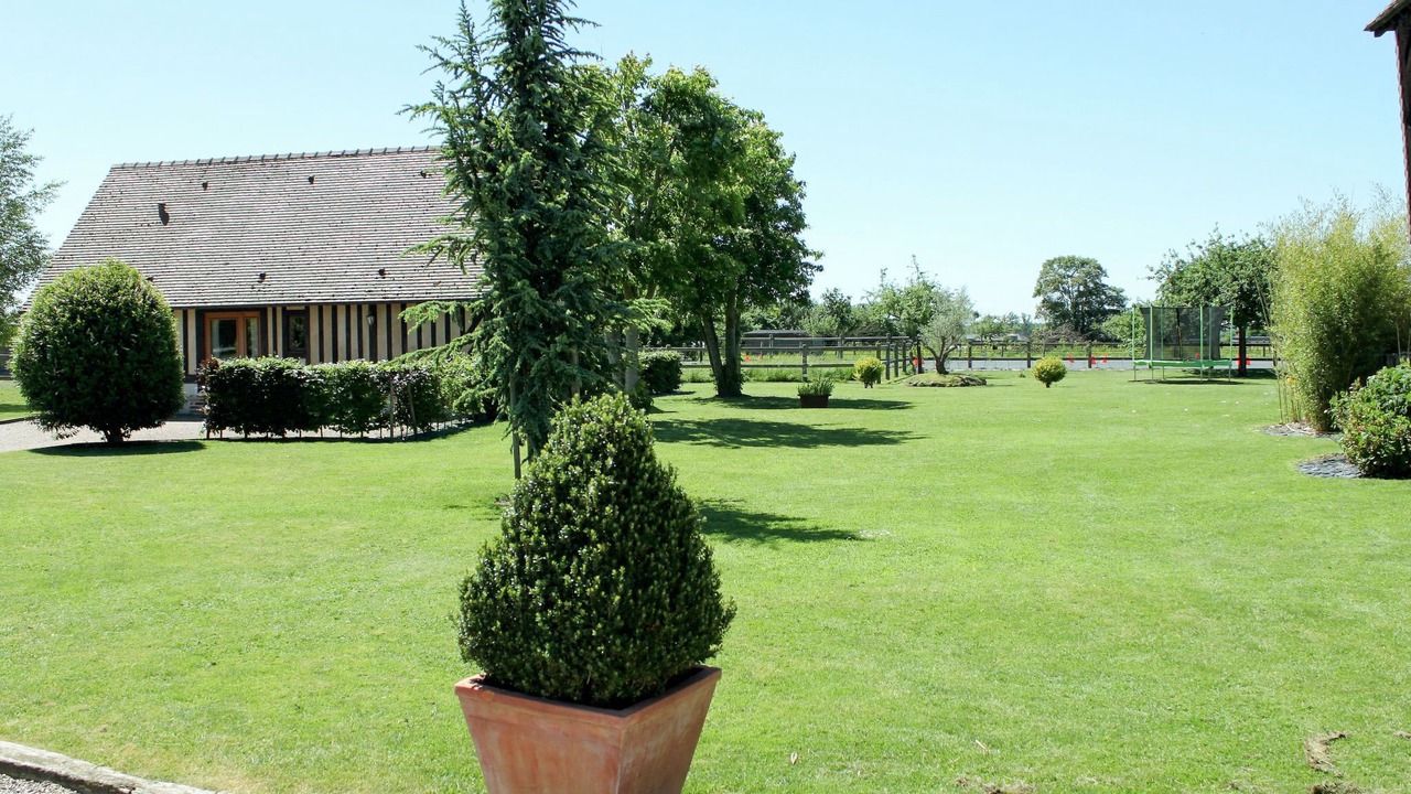 Photo of Others in Corbon