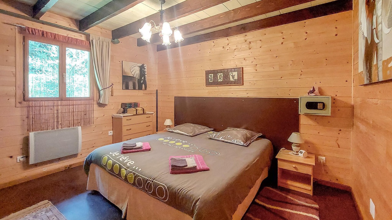 Photo of Others in Le Menil