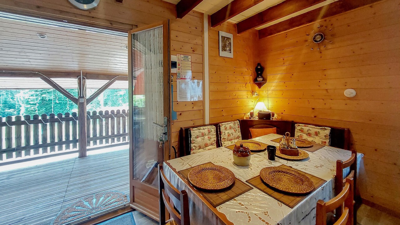 Photo of Bedroom in Le Menil