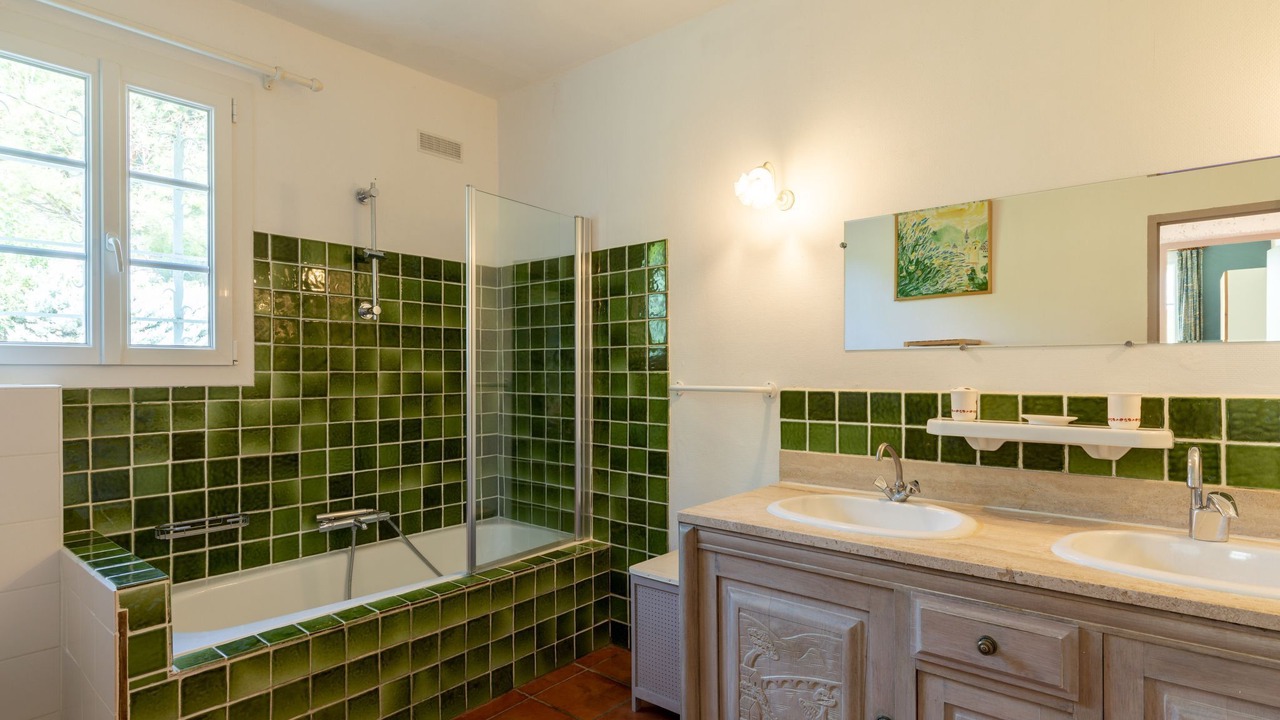 Photo of Others in Tresques