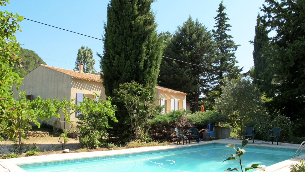 Photo of Outdoor in Tresques